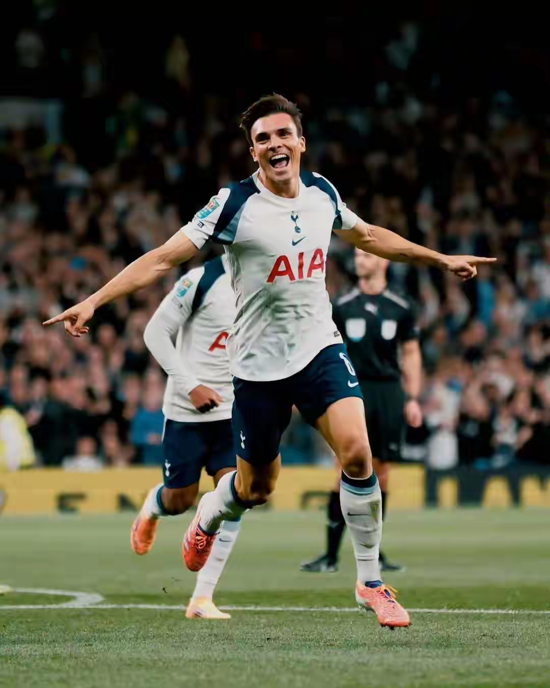 赛前突围战来临，克里夫兰骑士围绕英超主帅复盘，引发热议，球队文化再被提及的简单介绍