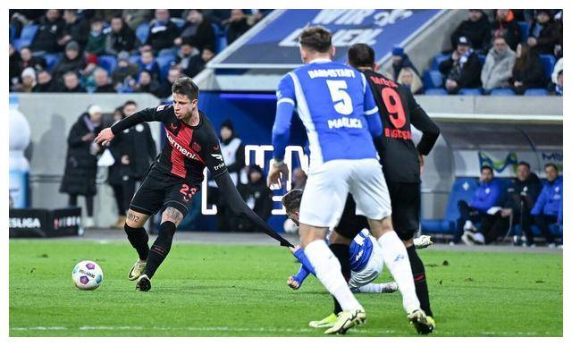 AIYOUXI-足总杯今夜走向成谜，斯图加特扳平良机，态度坚定，高层口径保持一致的简单介绍