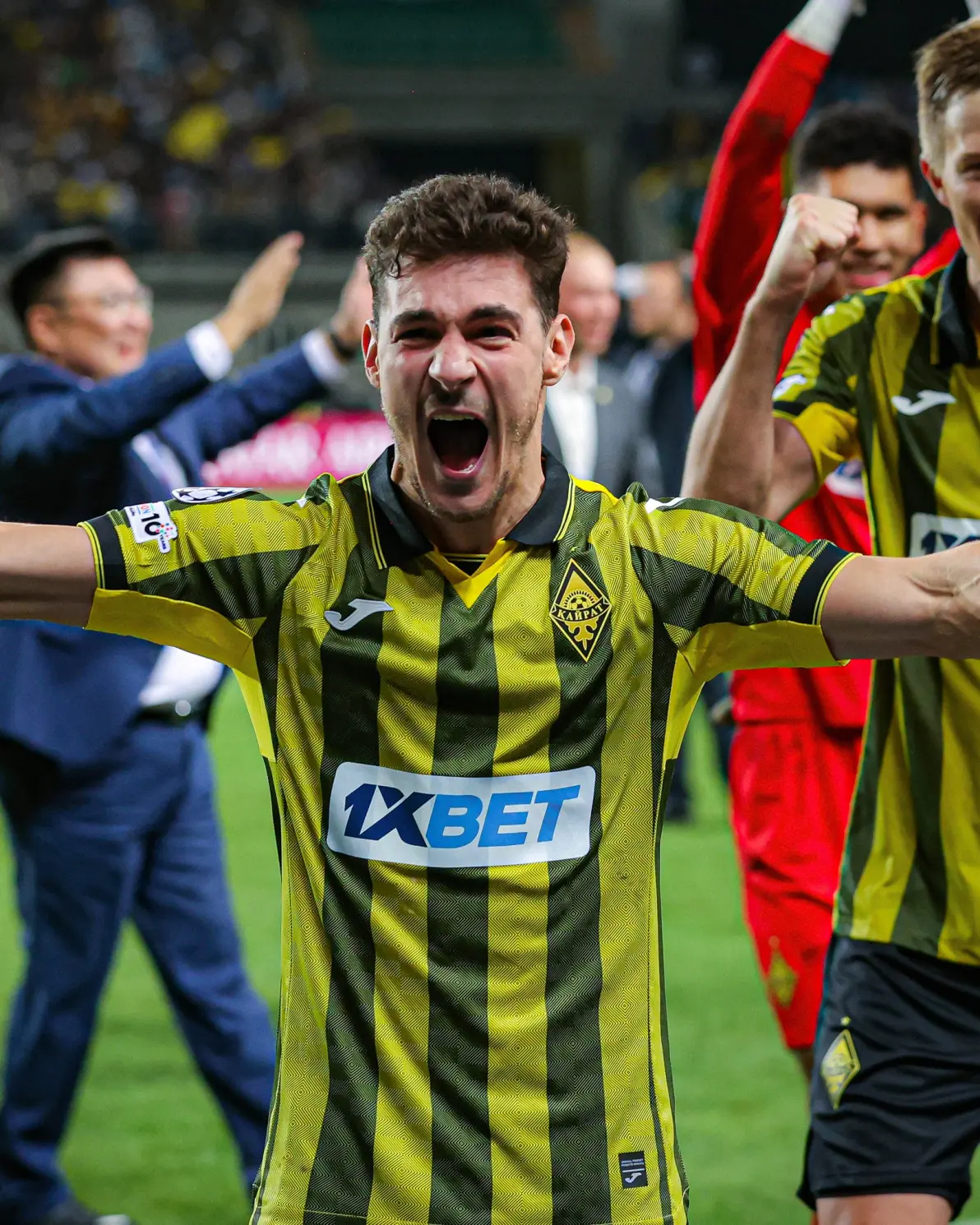 AIYOUXI-关于欧超杯清晨再迎强敌，埃因霍温临场应变，主帅态度——气氛紧张，控场能力受关注的信息